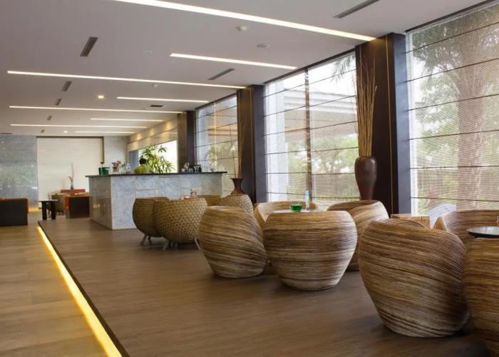 Rattan Inn
