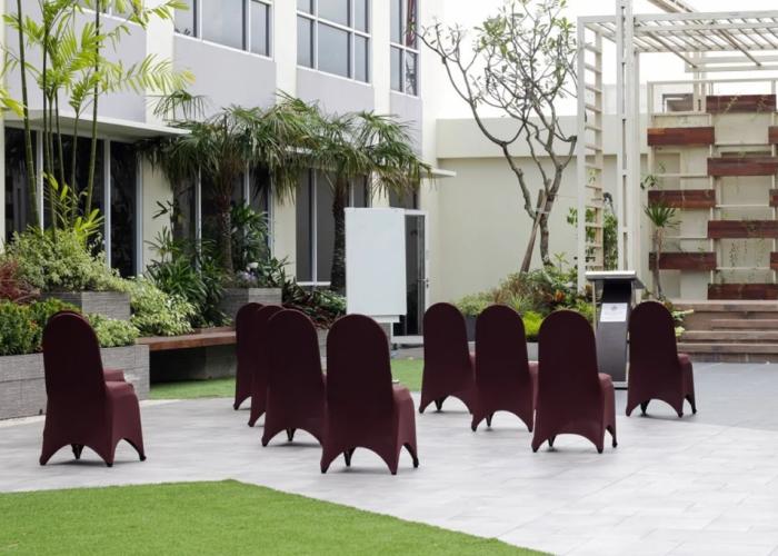 Rattan Inn