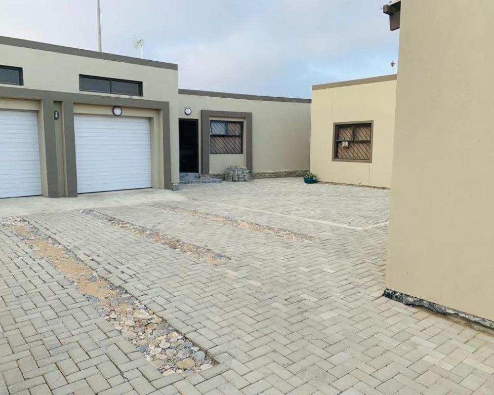 фото TALITHA'S SELF-CATERING ACCOMMODATION