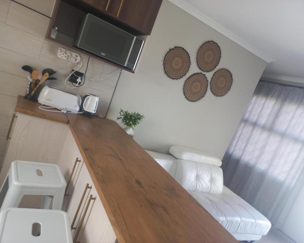 фото TALITHA'S SELF-CATERING ACCOMMODATION
