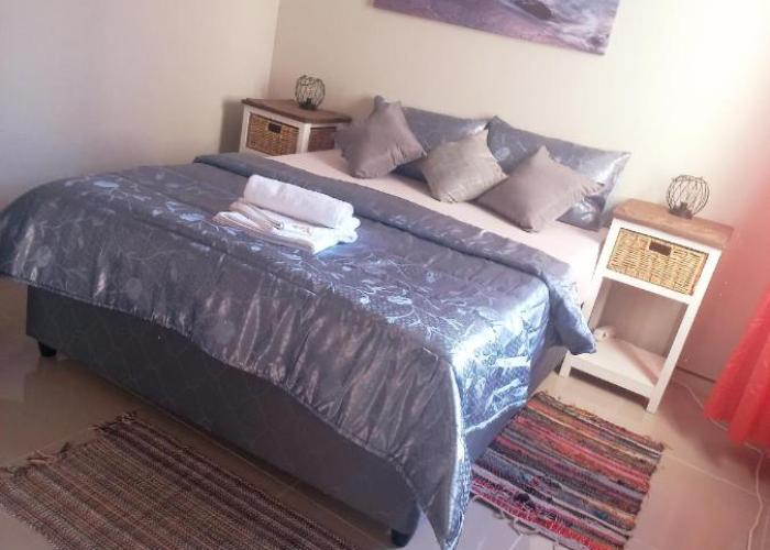 TALITHA'S SELF-CATERING ACCOMMODATION
