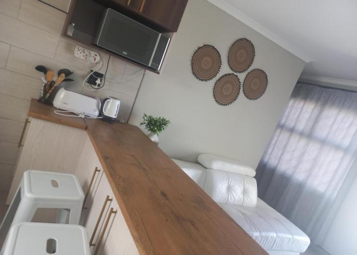 TALITHA'S SELF-CATERING ACCOMMODATION