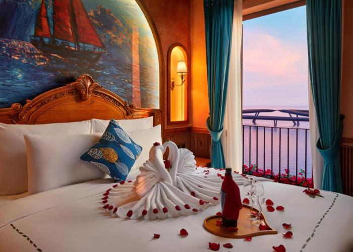 Venice Hotel Phu Quoc - Free Airport Shuttle & Sunset Town Tour