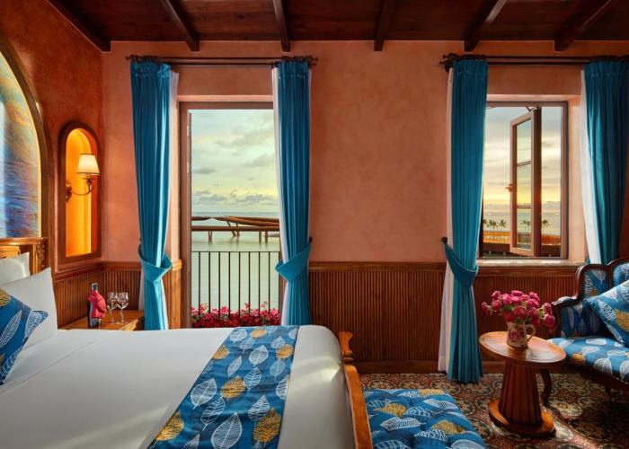 Venice Hotel Phu Quoc - Free Airport Shuttle & Sunset Town Tour