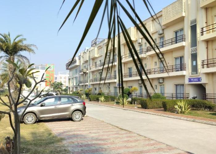 Vrindavan suites omex
