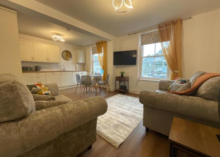 Gregory Flats No. 1, by HomeInspire