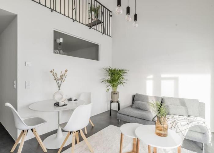 Kotimaailma - Furnished Apartment in Vantaa with key code