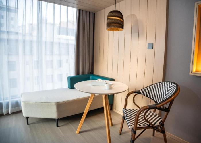 Rongye Hotel - Gaozhuang Xishuangjing Starlight Night Market Branch