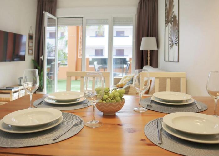 Palami Vera con terraza, WIFI 300mb, piscina y garaje privado