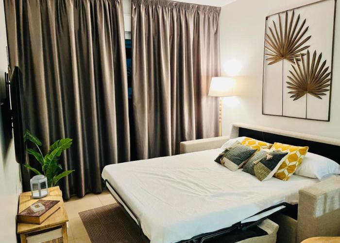 Palami Vera con terraza, WIFI 300mb, piscina y garaje privado