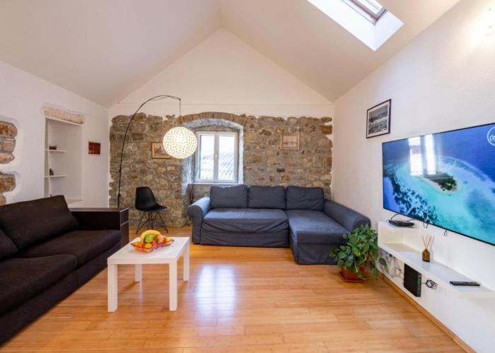 Duplex with terrace in the city centar