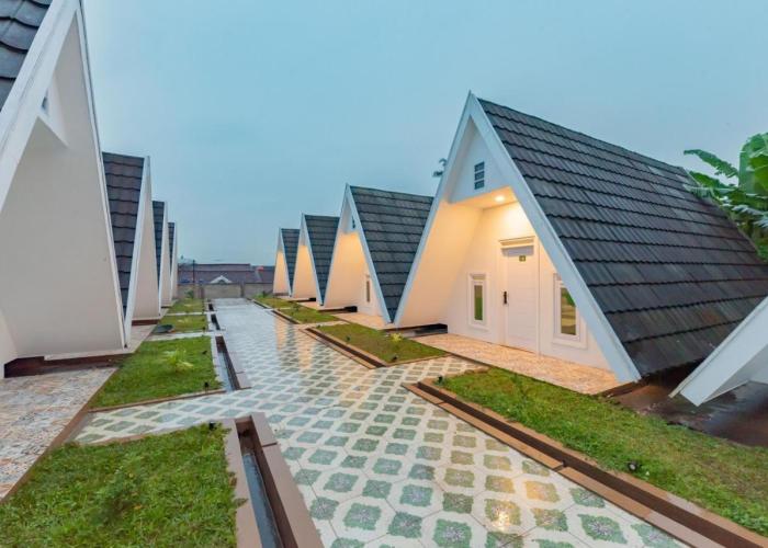 RedDoorz Syariah Plus Near Sukabumi Station