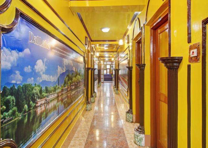 Hotel O Residency Road Srinagar