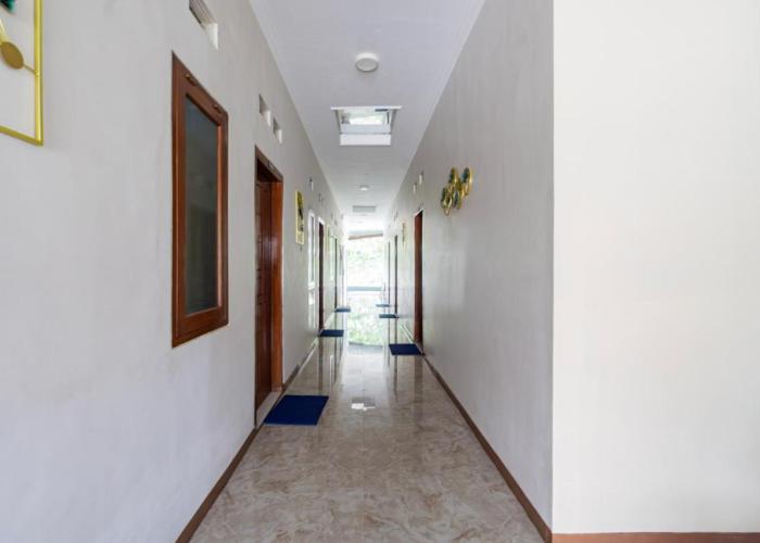 SPOT ON 93755 Siwalanpanji Homestay Syariah