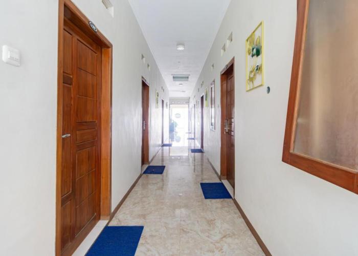 SPOT ON 93755 Siwalanpanji Homestay Syariah