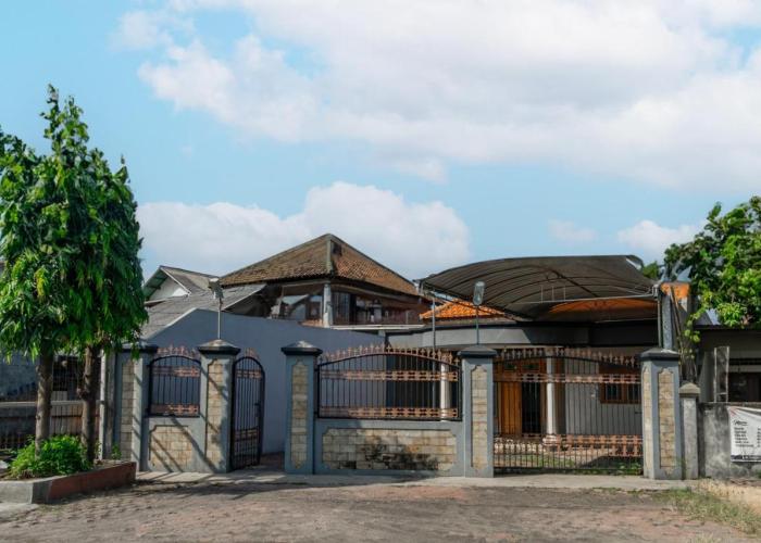 SPOT ON 93755 Siwalanpanji Homestay Syariah
