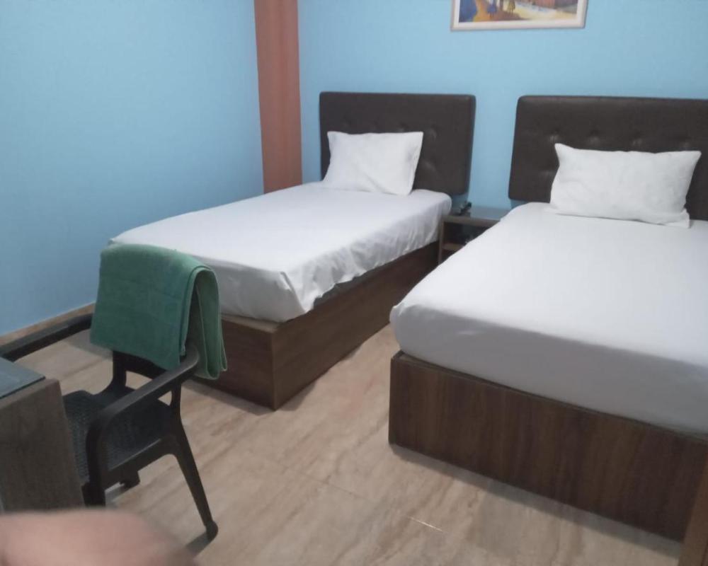 фото CARDOS HOSTAL