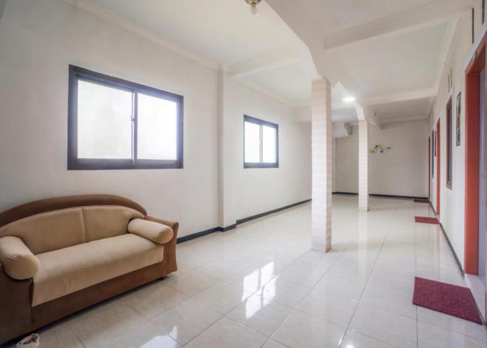 SPOT ON 93754 Buduran Homestay Syariah