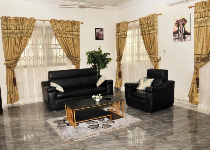 Luxury Spacious Apartment