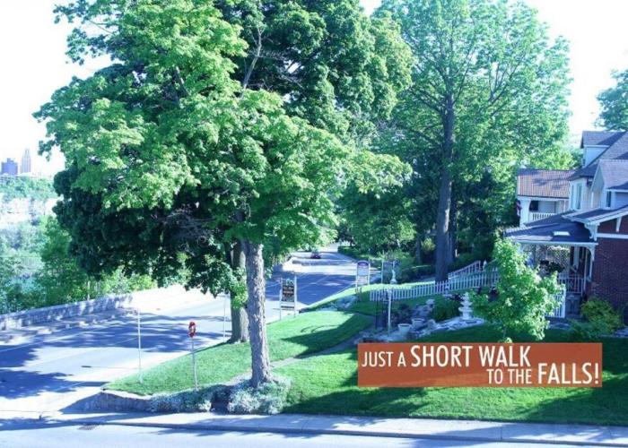 Peaceful Residence on Palmer Ave - Close to the Falls & Complimentary Breakfast Delivered Daily to the Rental