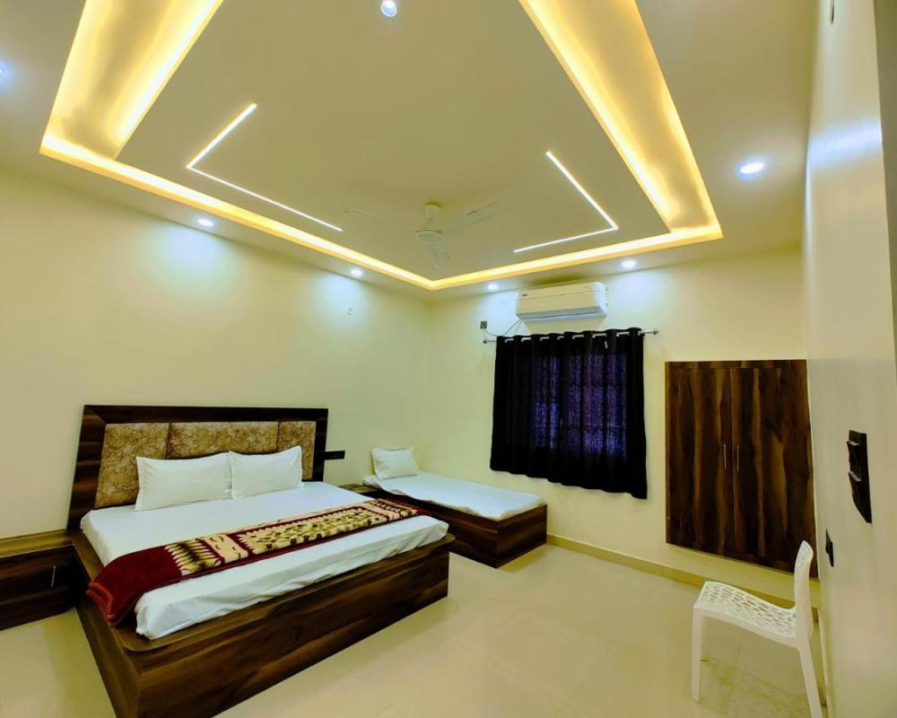 фото BRiJWAS DHAM
