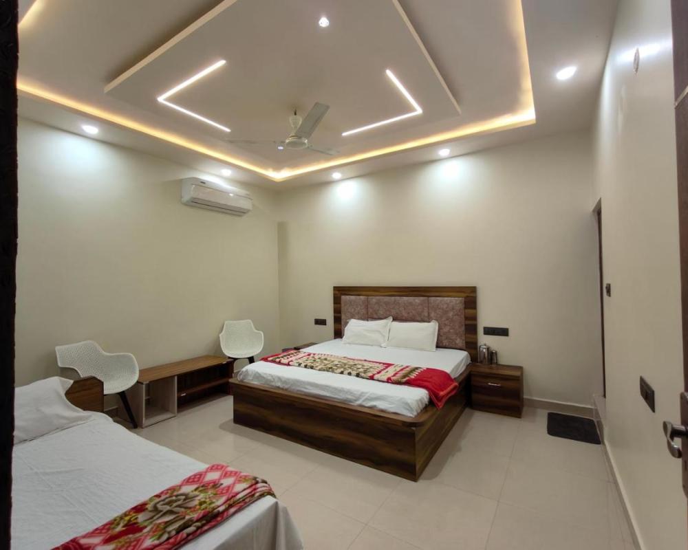 фото BRiJWAS DHAM