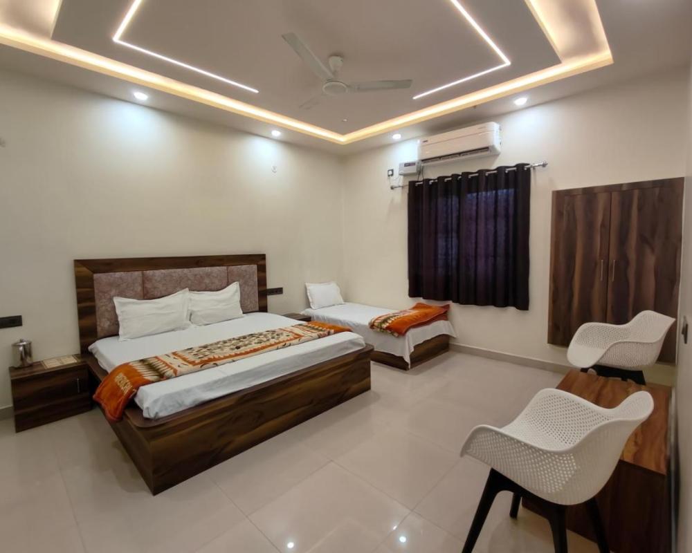 фото BRiJWAS DHAM