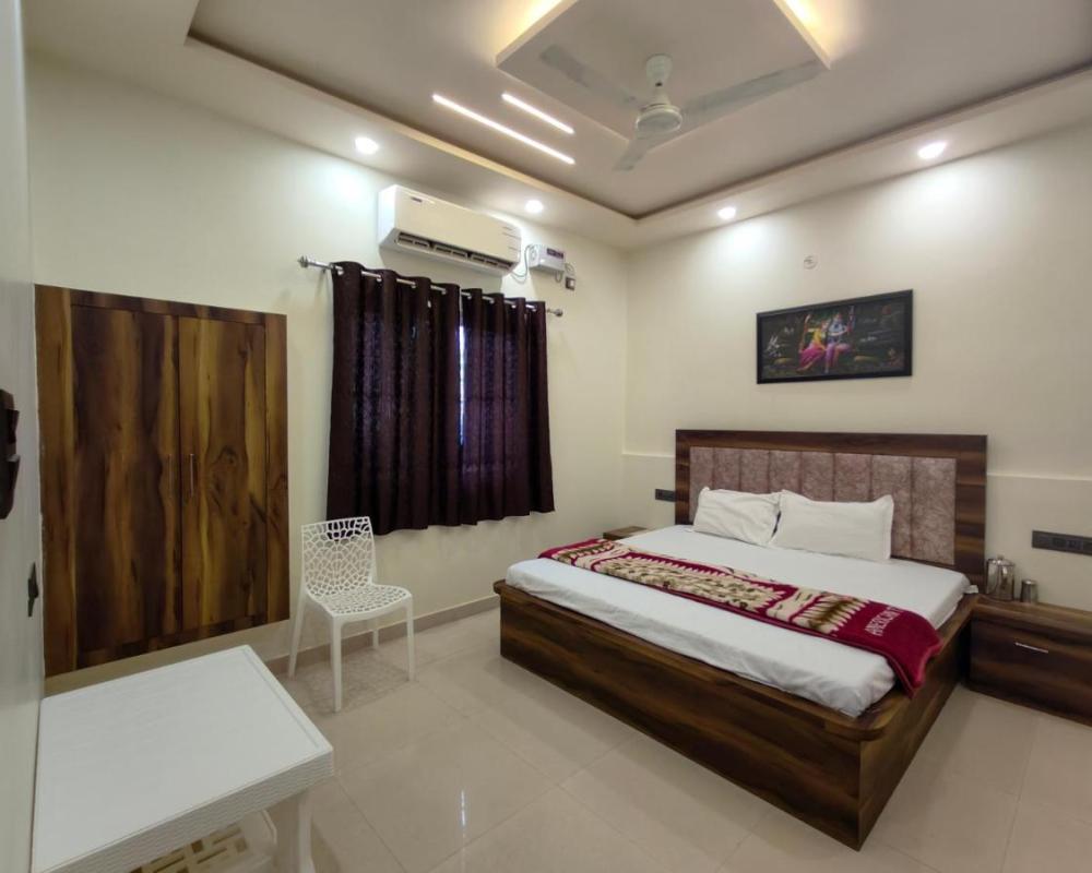 фото BRiJWAS DHAM