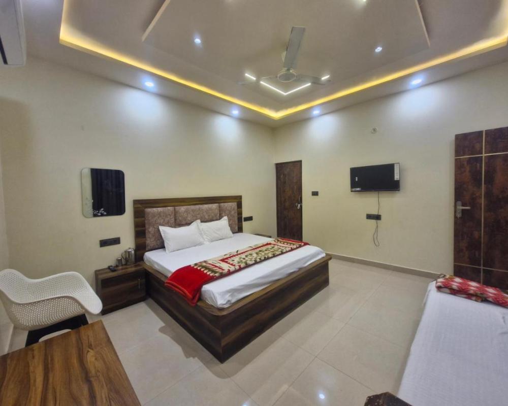 фото BRiJWAS DHAM