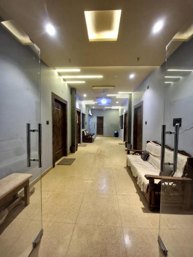 фото BRiJWAS DHAM