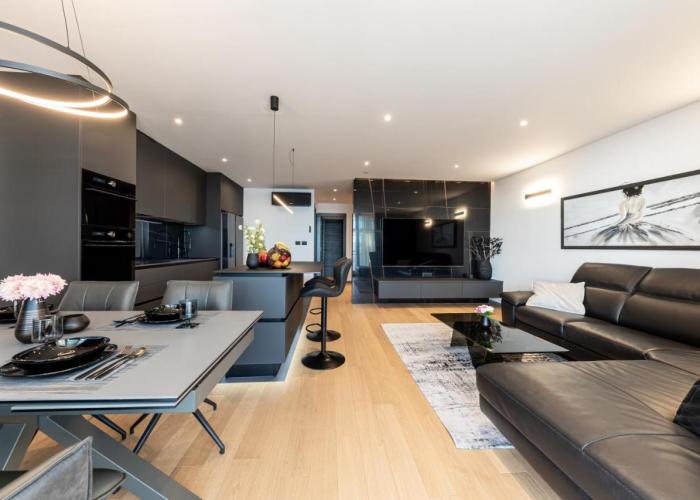 Apartment Ballerina