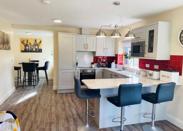 Brand new 2 bedroom home overlooking Kenmare Bay Estuary