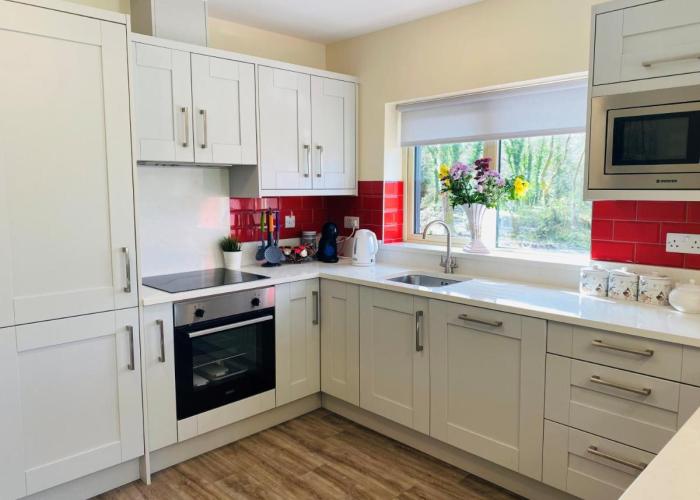 Brand new 2 bedroom home overlooking Kenmare Bay Estuary