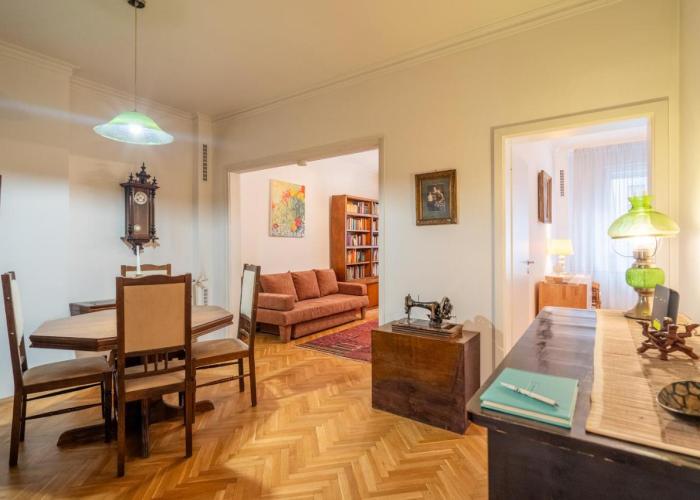 Apartment Opera