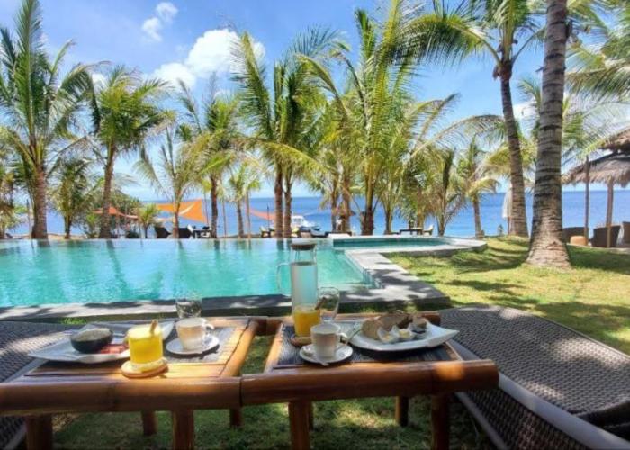 U Story Resort