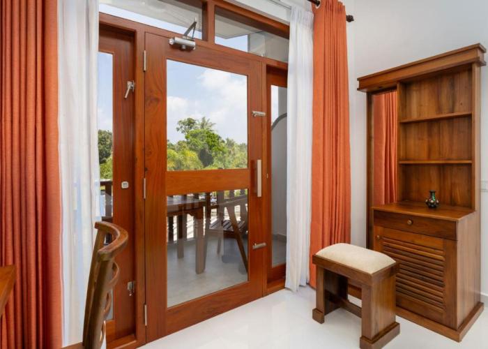 Hotel Southern Blue Sapphire