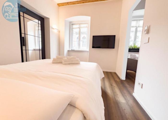 San Nicolò 14 Tirabora Short Rent