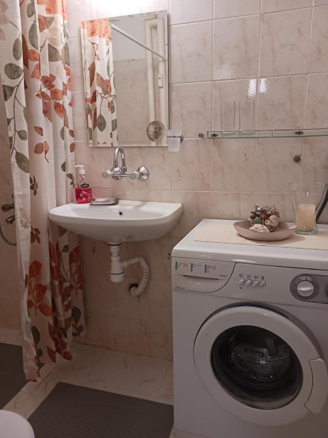 фото Тристаен апартамент