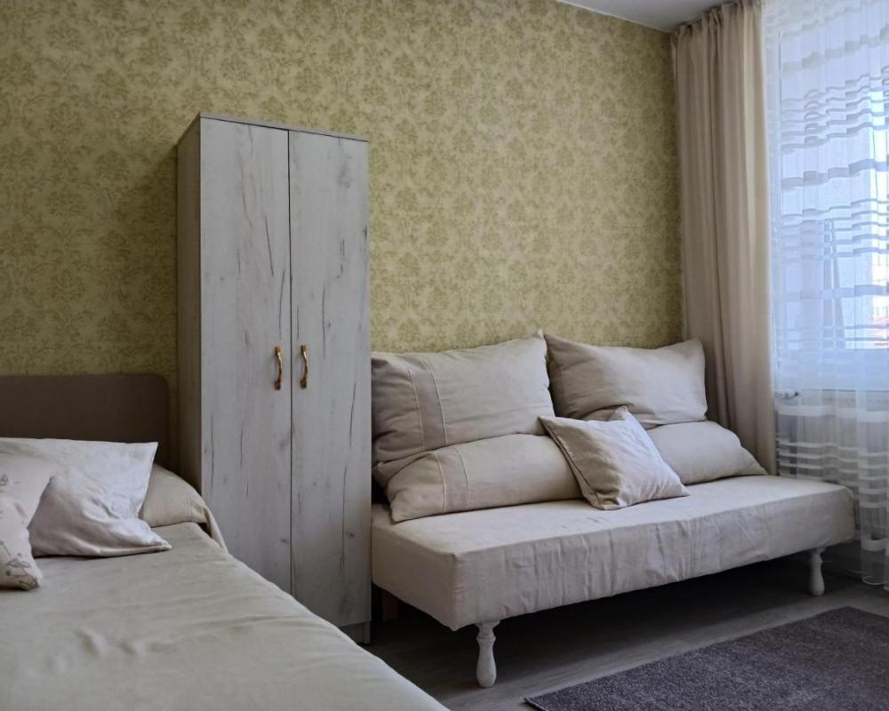 фото Тристаен апартамент