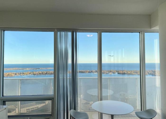 Presidential Suite Heart of Downtown with Stunning View