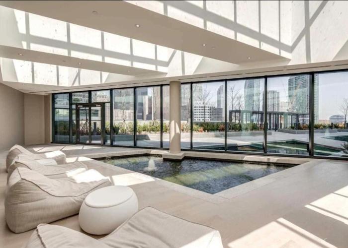 Presidential Suite Heart of Downtown with Stunning View