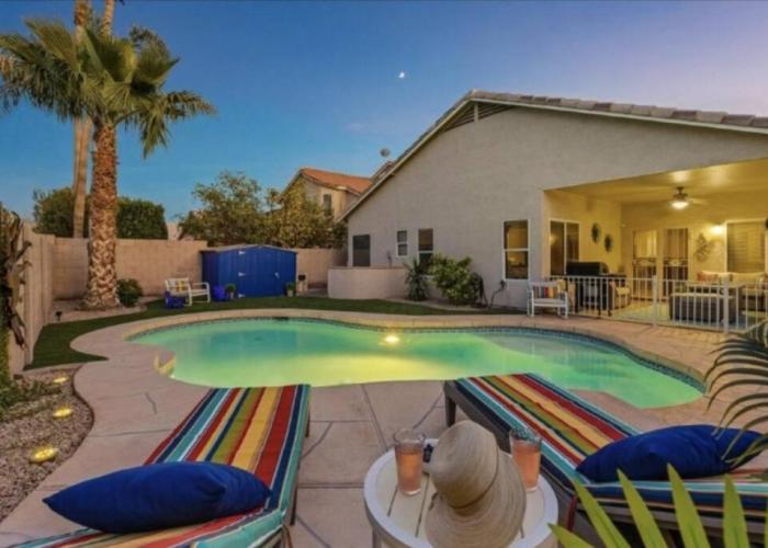 Heatable Pool Outdoor Oasis Amenities BBQ