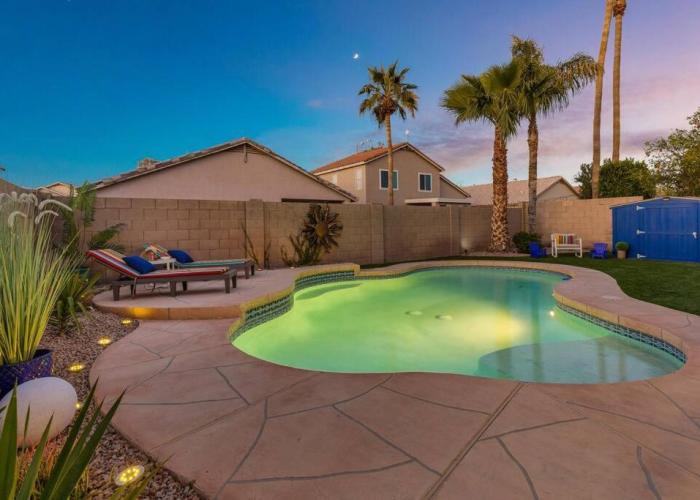 Heatable Pool Outdoor Oasis Amenities BBQ