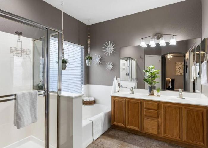 Heatable Pool Outdoor Oasis Amenities BBQ