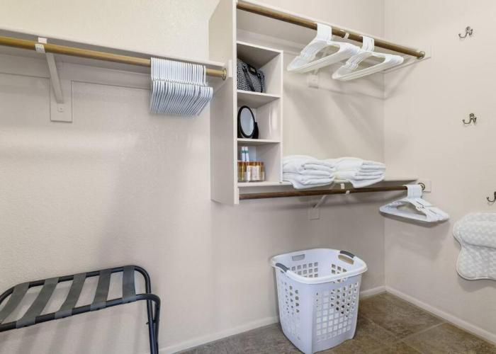 Heatable Pool Outdoor Oasis Amenities BBQ