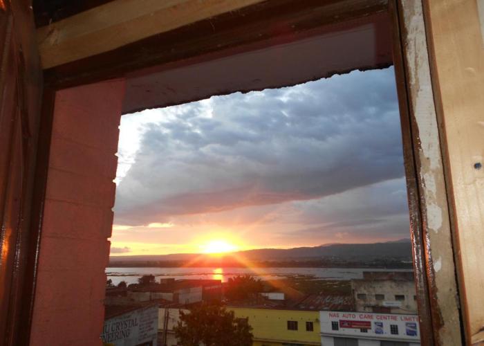 Riversand Hotel, rooms with lake views,WI FI & balcony