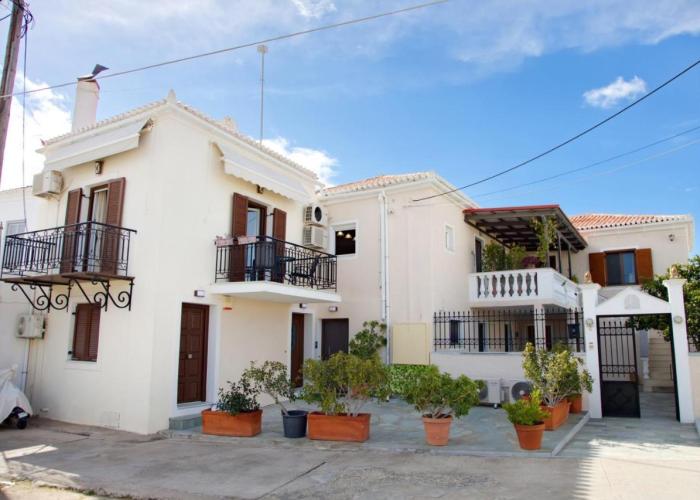 Old Harbour Aroura 2BR Home