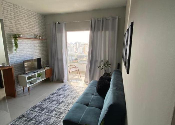Apartamento aconchegante e bem localizado!