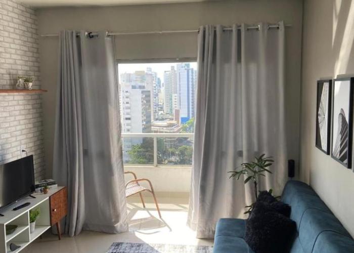 Apartamento aconchegante e bem localizado!