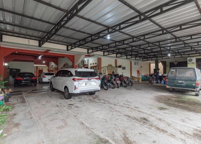 RedDoorz Syariah near Alun Alun Sumedang